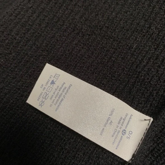 NWOT Lululemon Padma Scarf black merino wool shawl wrap shrug - Picture 7 of 8